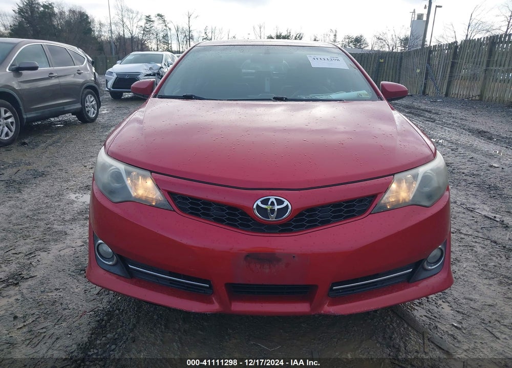 2014 TOYOTA CAMRY SE VIN: 4T1BF1FK7EU779415