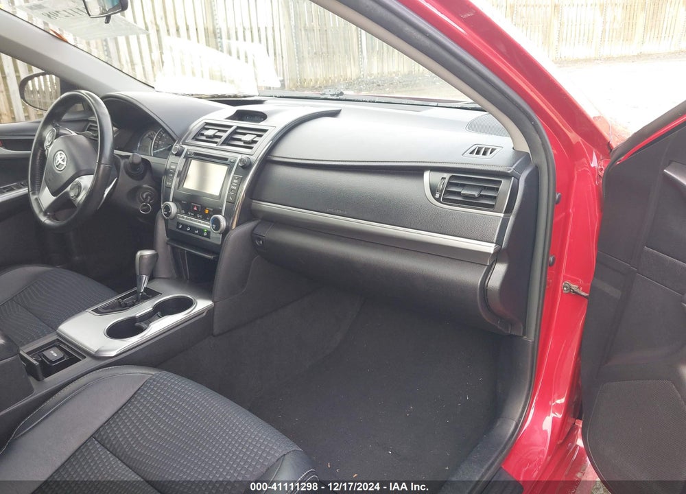 2014 TOYOTA CAMRY SE VIN: 4T1BF1FK7EU779415