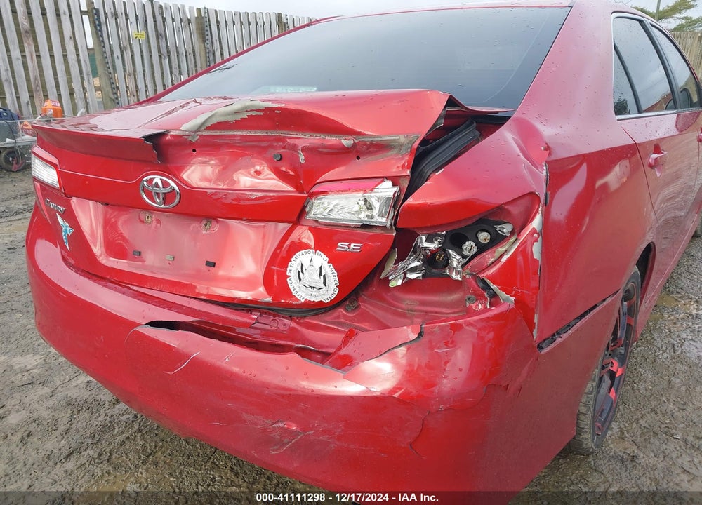 2014 TOYOTA CAMRY SE VIN: 4T1BF1FK7EU779415