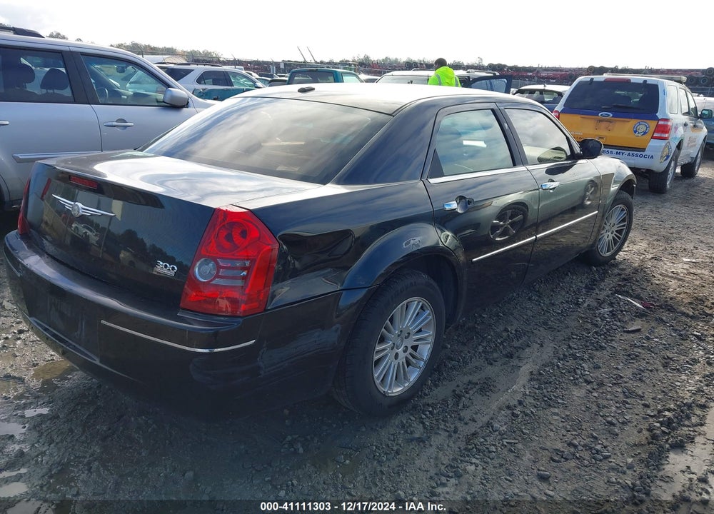 2010 CHRYSLER 300 VIN: 2C3CA5CV6AH276179