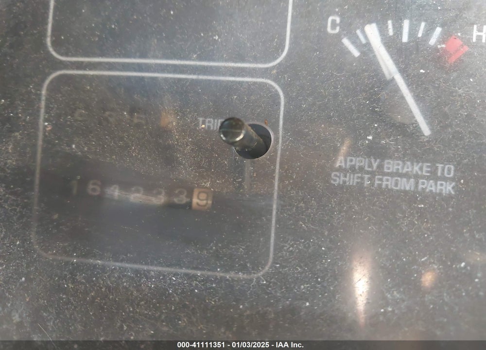 1996 BUICK ROADMASTER VIN: 1G4BN52P9TR416870