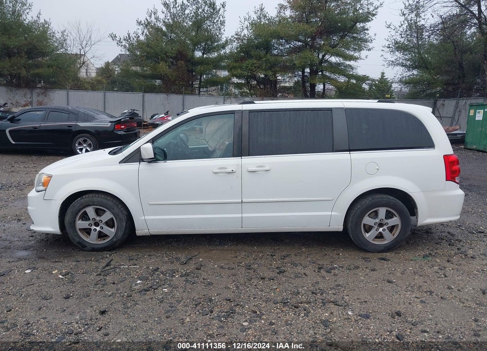 2011 DODGE GRAND CARAVAN CREW VIN: 2D4RN5DG8BR707288
