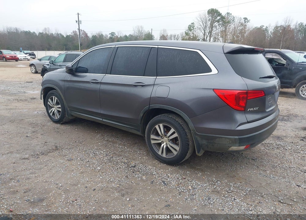 2017 HONDA PILOT EX-L VIN: 5FNYF5H57HB027322