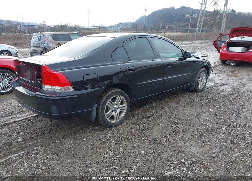 2008 VOLVO S60 2.5T VIN: YV1RH592682687268