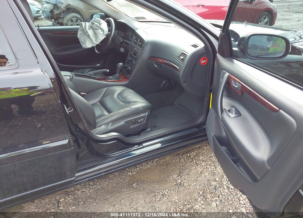 2008 VOLVO S60 2.5T VIN: YV1RH592682687268
