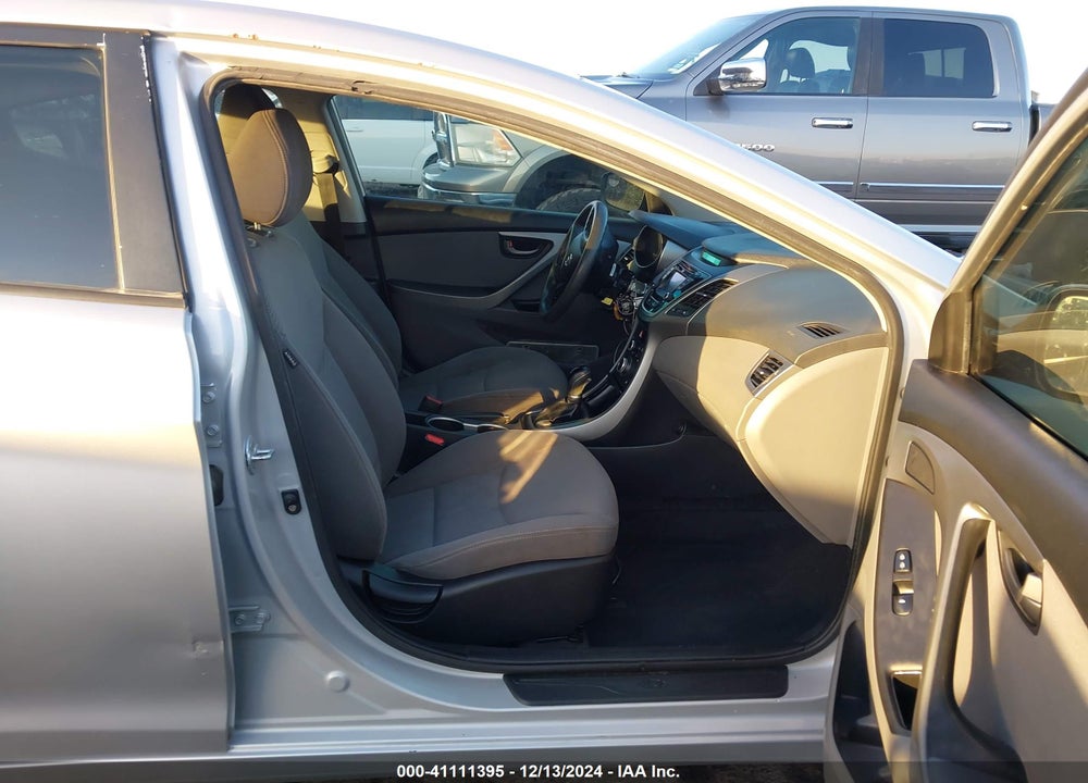 2014 HYUNDAI ELANTRA SE VIN: KMHDH4AE5EU068091