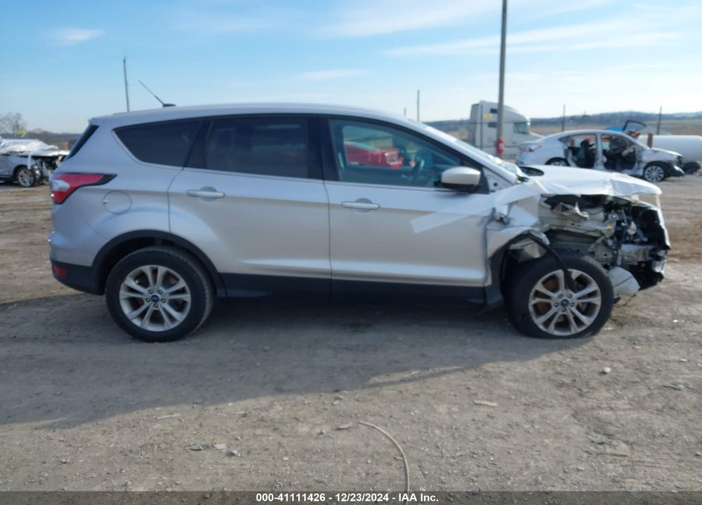 2017 FORD ESCAPE SE VIN: 1FMCU9GD6HUA40601