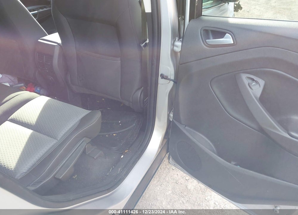 2017 FORD ESCAPE SE VIN: 1FMCU9GD6HUA40601