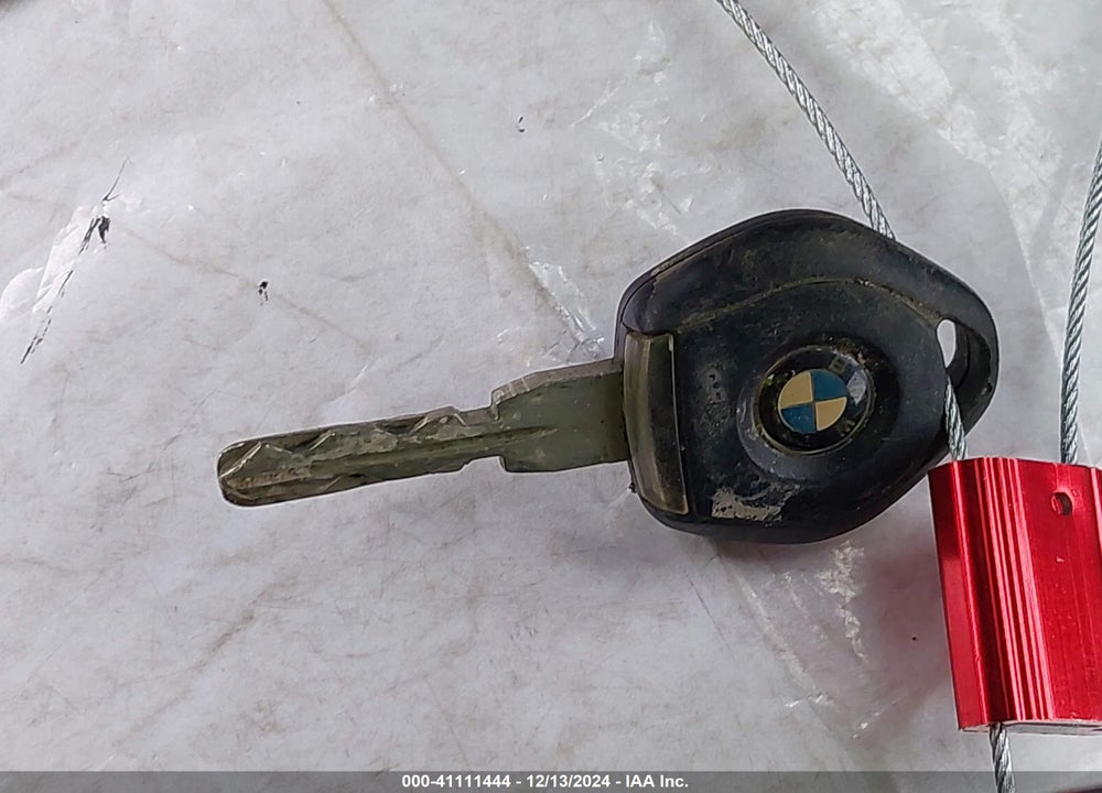 1998 BMW Z3 2.8 VIN: 4USCJ3337WLG20284