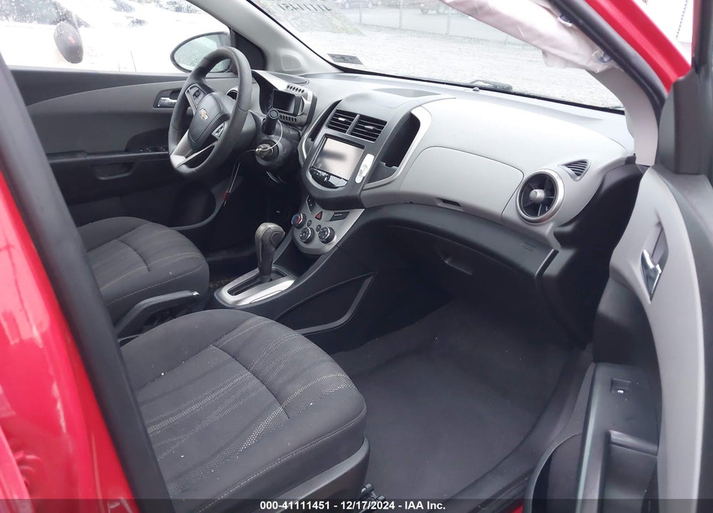 2016 CHEVROLET SONIC VIN: 1G1JC5SB0G4125907