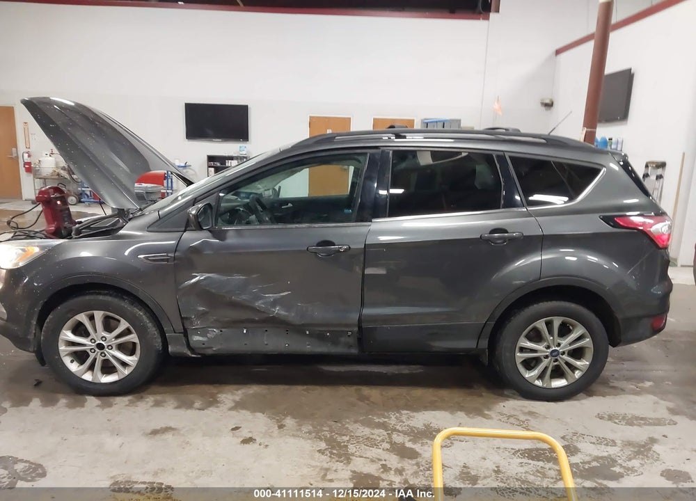 2017 FORD ESCAPE SE VIN: 1FMCU9G9XHUC36018