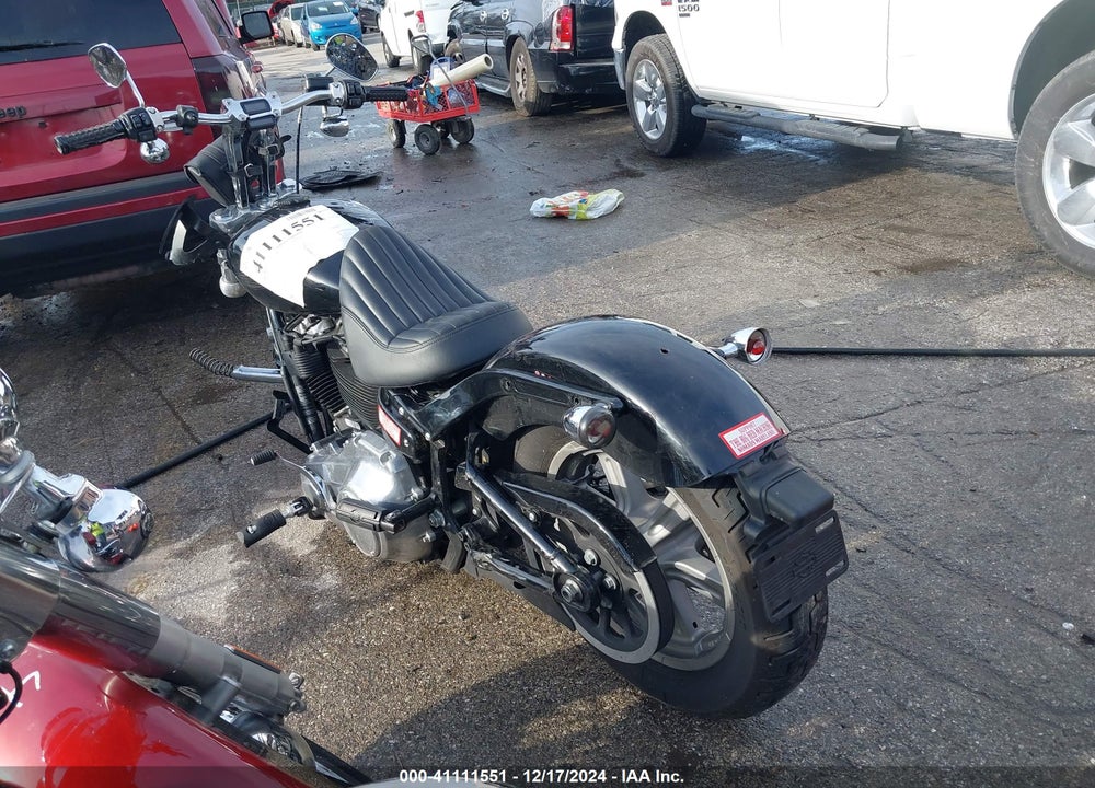 2022 HARLEY-DAVIDSON FXST VIN: 1HD1BVJ15NB011251