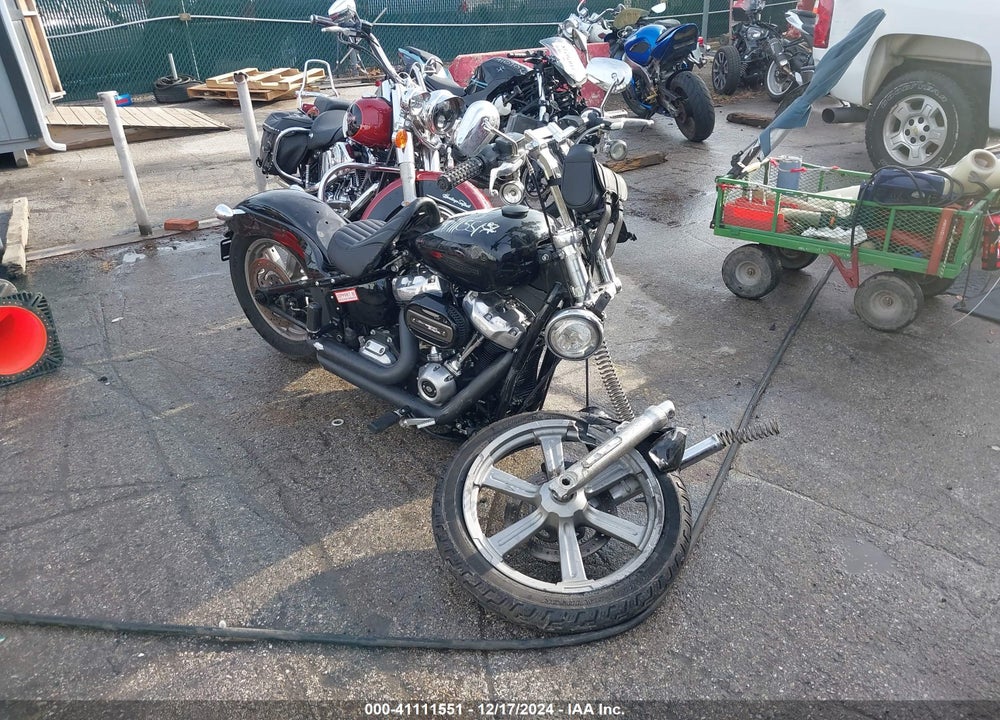 2022 HARLEY-DAVIDSON FXST VIN: 1HD1BVJ15NB011251