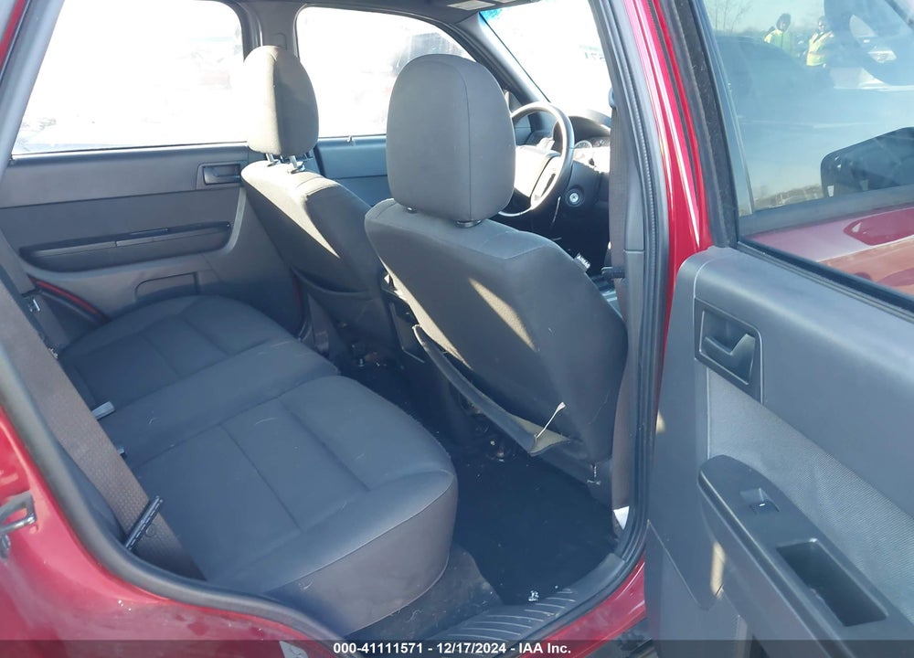 2010 FORD ESCAPE XLT VIN: 1FMCU0DG2AKC67537