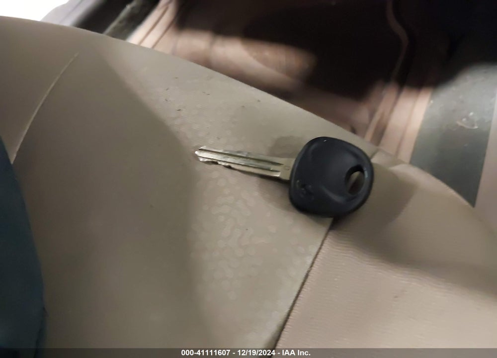 2010 HYUNDAI ELANTRA GLS VIN: KMHDU4AD8AU917241