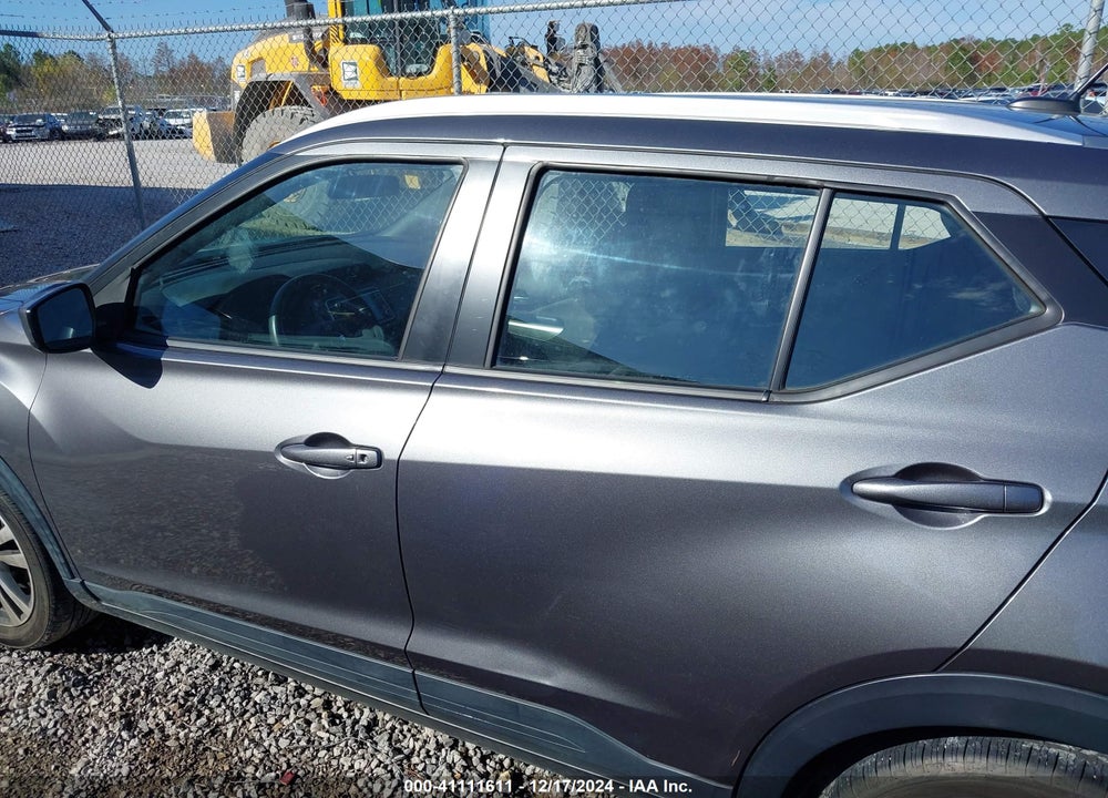 2019 NISSAN KICKS SV VIN: 3N1CP5CU5KL532275