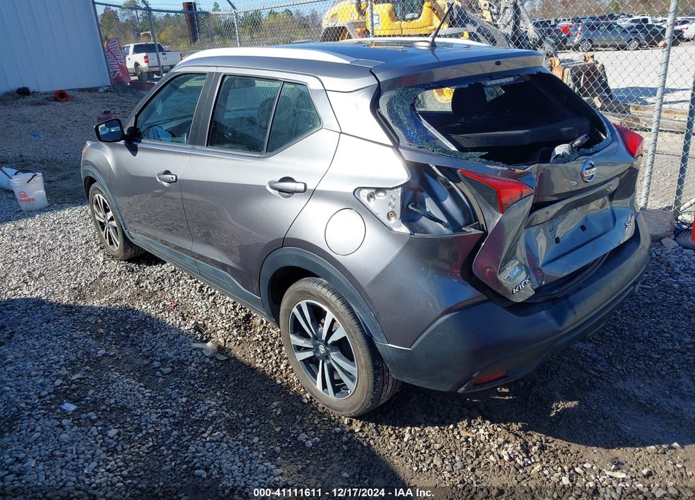 2019 NISSAN KICKS SV VIN: 3N1CP5CU5KL532275