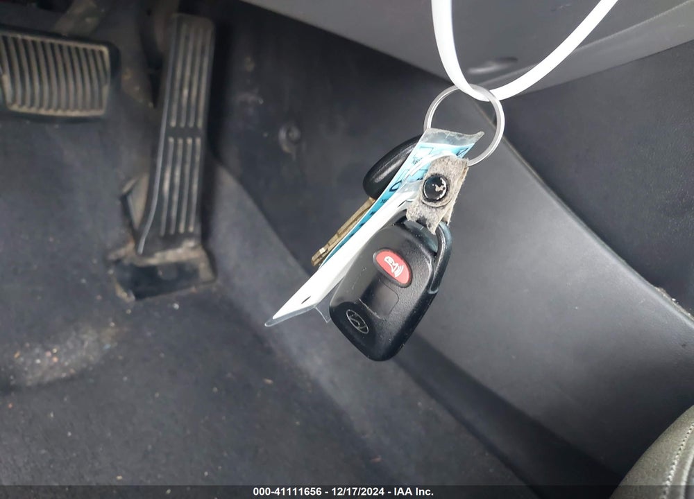 2012 HYUNDAI ELANTRA LIMITED (ULSAN PLANT) VIN: KMHDH4AE3CU325827