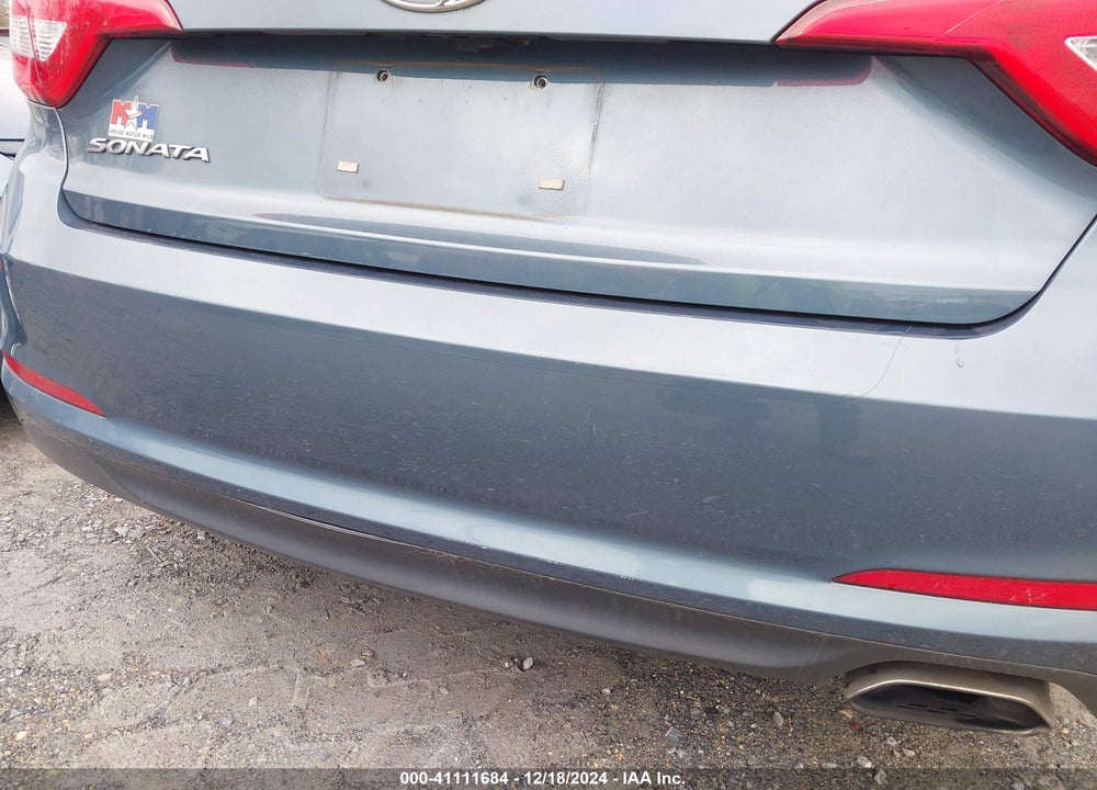 2015 HYUNDAI SONATA SE VIN: 5NPE24AFXFH154222