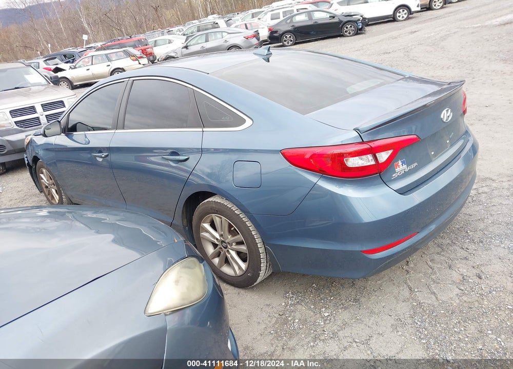 2015 HYUNDAI SONATA SE VIN: 5NPE24AFXFH154222