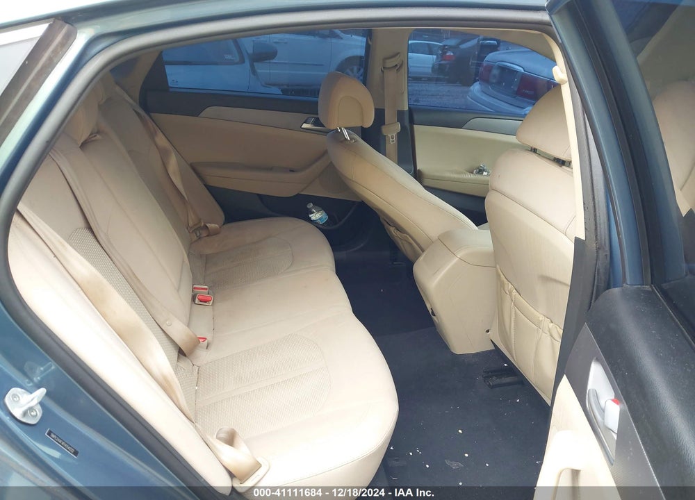 2015 HYUNDAI SONATA SE VIN: 5NPE24AFXFH154222