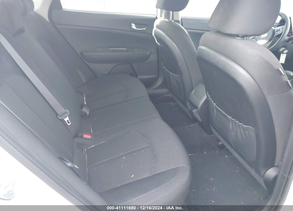2016 KIA OPTIMA LX VIN: KNAGT4L31G5073116