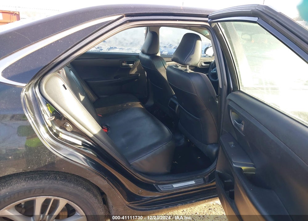 2017 TOYOTA CAMRY SE VIN: 4T1BF1FK1HU634827