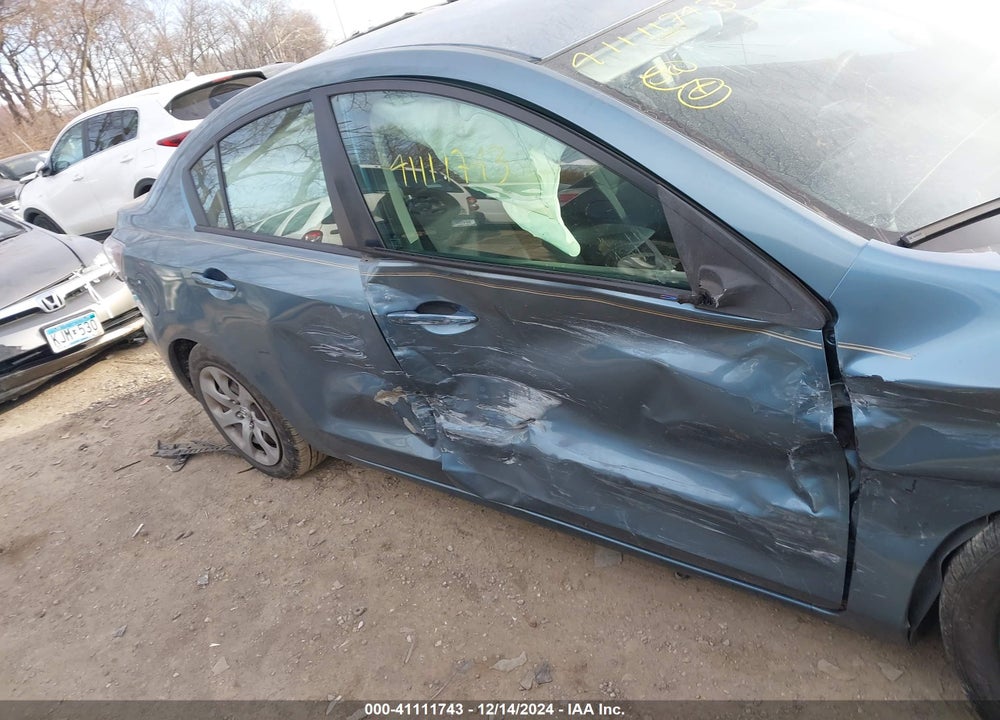 2010 MAZDA 3 VIN: JM1BL1SF2A1187809