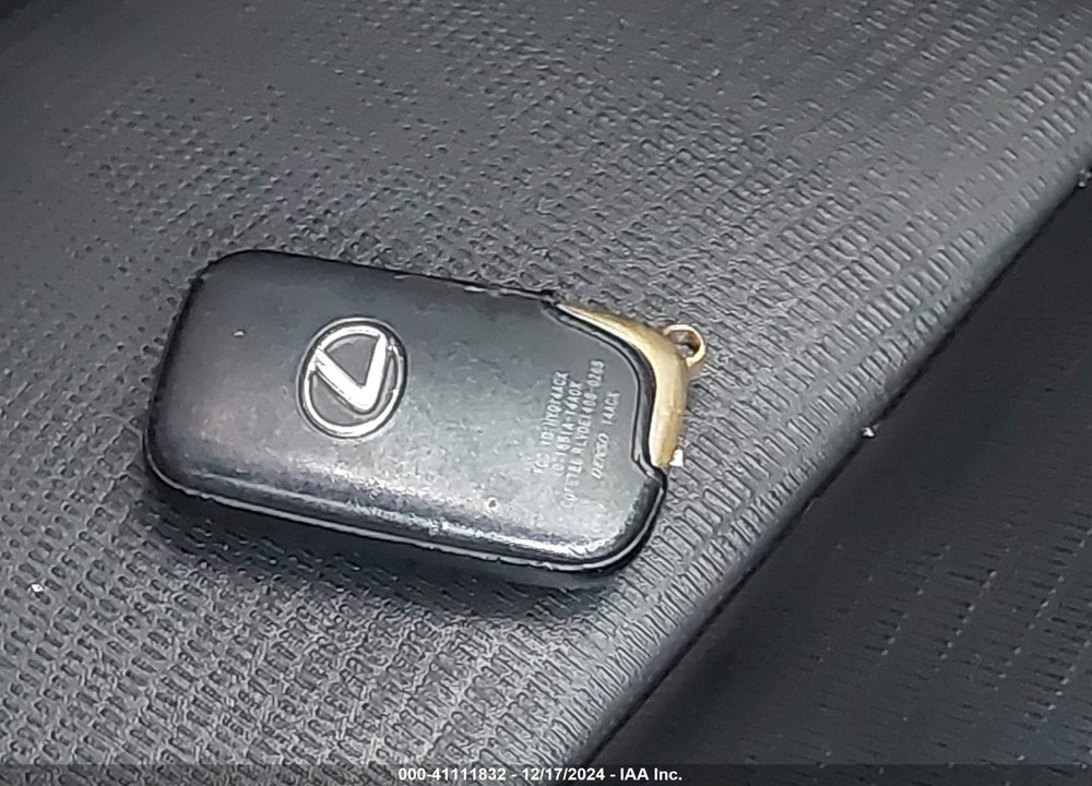2011 LEXUS CT 200H VIN: JTHKD5BH3B2006197