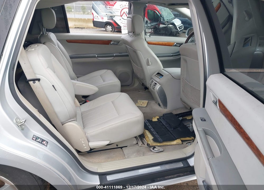 2007 MERCEDES-BENZ R VIN: 4JGCB65E37A050308