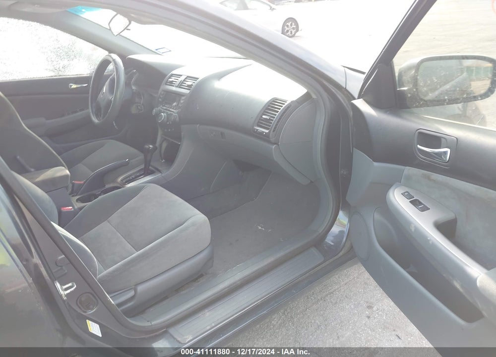 2003 HONDA ACCORD 2.4 EX VIN: 1HGCM56683A135835