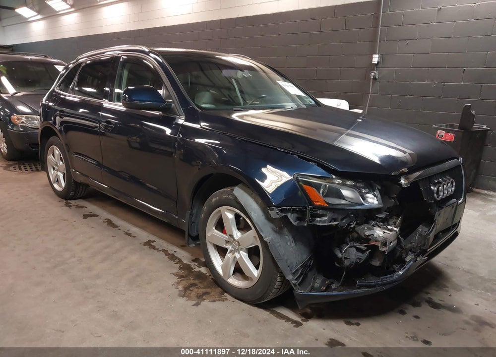2010 AUDI Q5 3.2 PREMIUM VIN: WA1VKAFP2AA087223