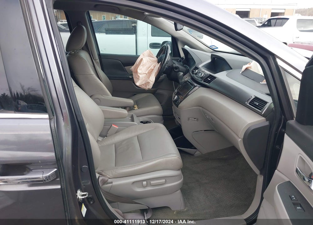2015 HONDA ODYSSEY TOURING/TOURING ELITE VIN: 5FNRL5H98FB097361