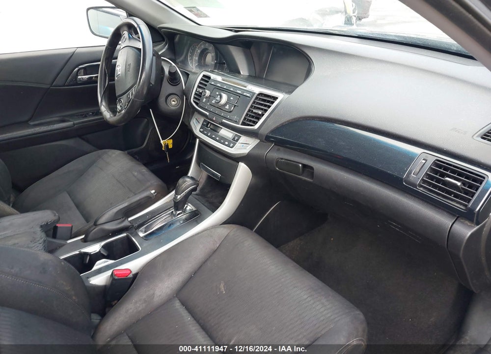 2013 HONDA ACCORD VIN: 1HGCR2F5XDA165119