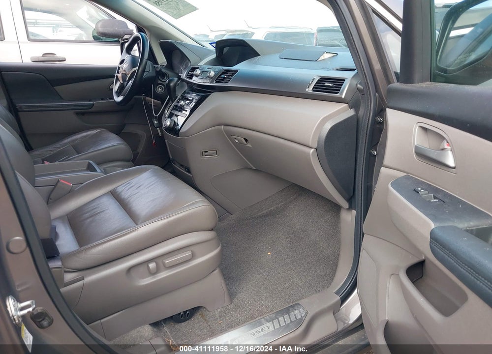2011 HONDA ODYSSEY EX-L VIN: 5FNRL5H64BB006067