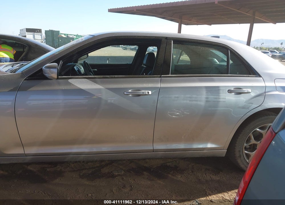 2015 CHRYSLER 300 VIN: 2C3CCAGG0FH887573
