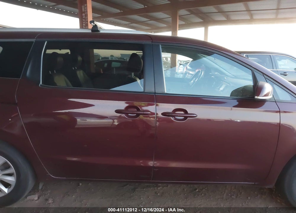 2017 KIA SEDONA LX VIN: KNDMB5C10H6315094