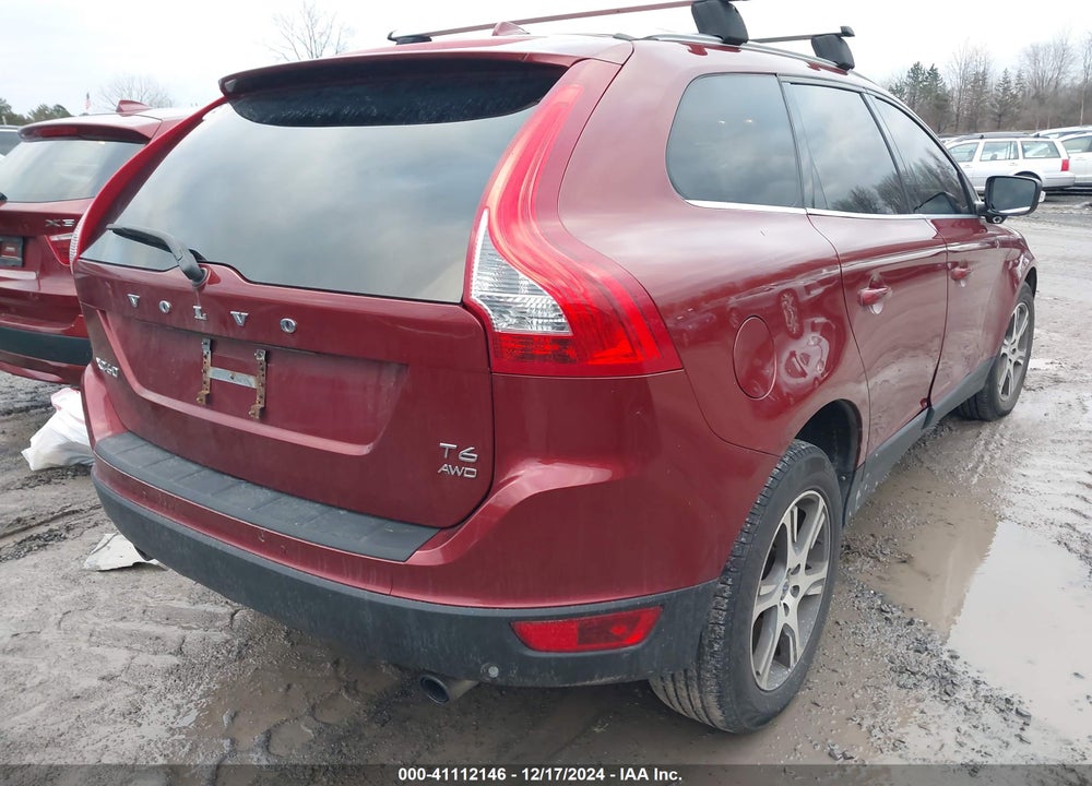 2013 VOLVO XC60 T6 VIN: YV4902DZ2D2385144