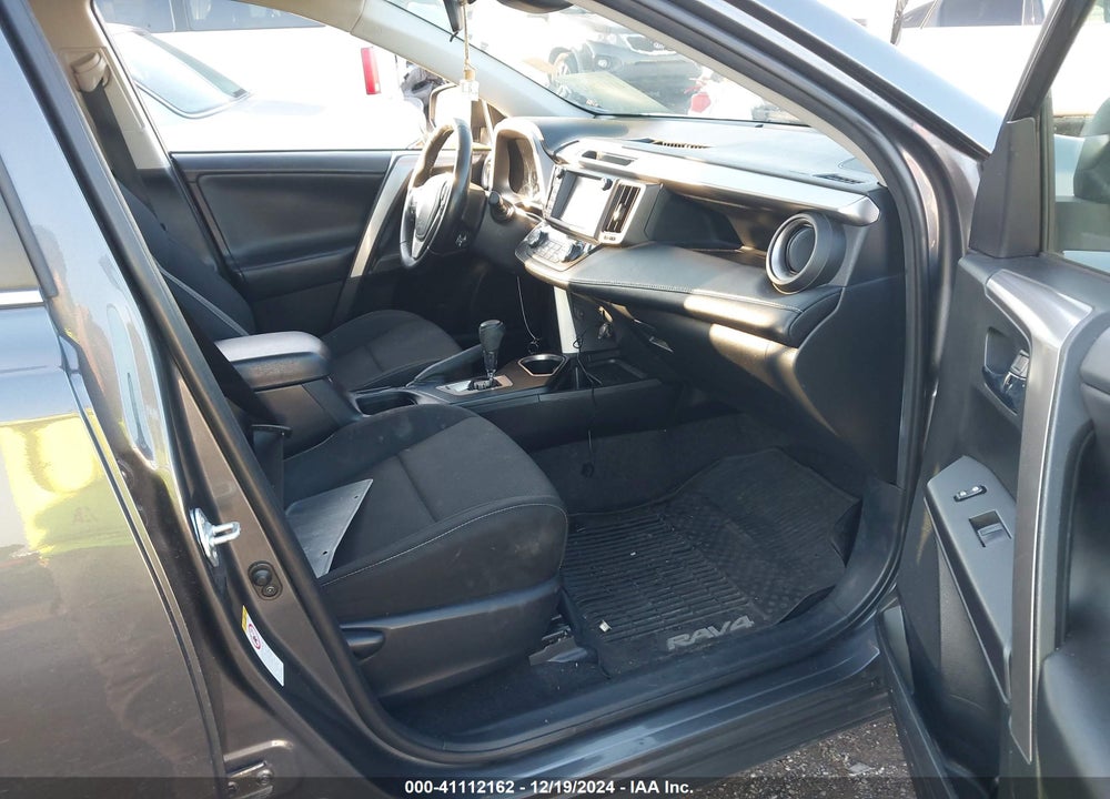 2017 TOYOTA RAV4 HV LE/XLE VIN: JTMRJREV7HD144629