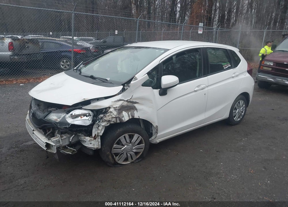 2015 HONDA FIT VIN: 3HGGK5H57FM775926