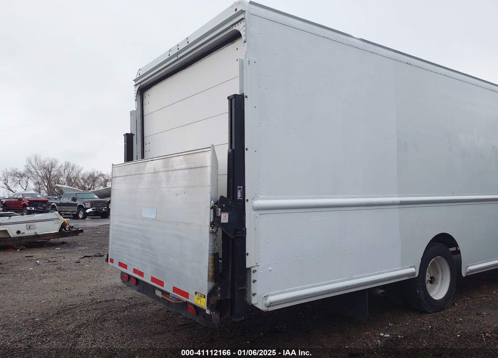 2014 FREIGHTLINER CHASSIS M LINE WALK-IN VAN VIN: 4UZAC3DVXECFW4455