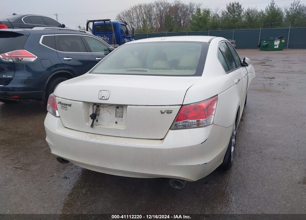2010 HONDA ACCORD VIN: 1HGCP3F84AA012608