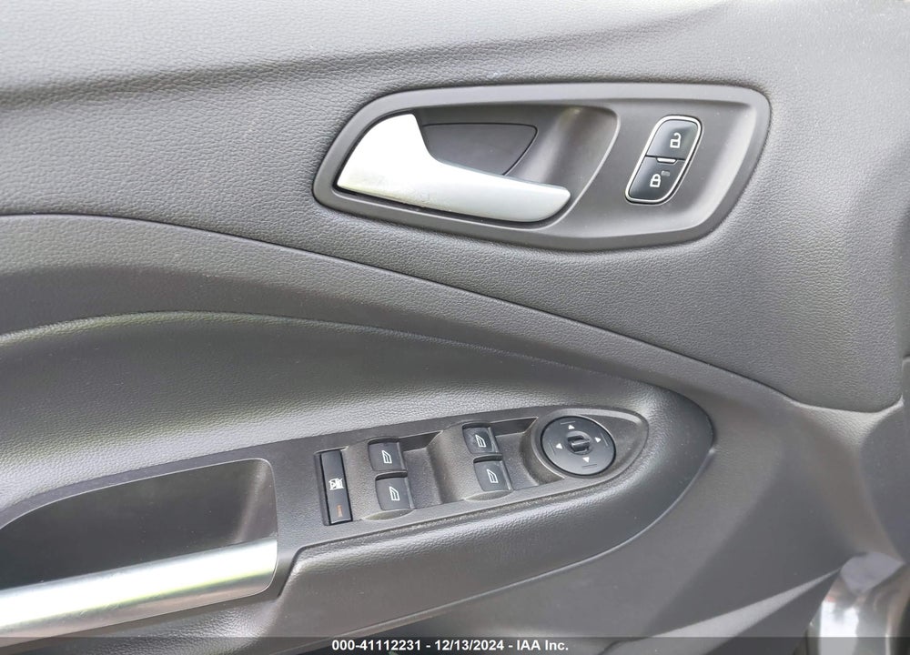 2017 FORD ESCAPE SE VIN: 1FMCU0GD0HUE00683