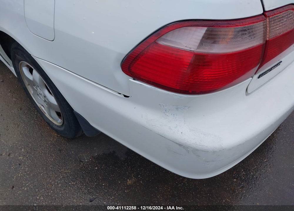 1998 HONDA ACCORD EX V6 VIN: 1HGCG1659WA006918