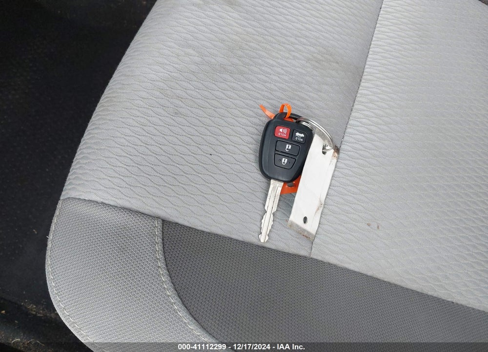 2018 TOYOTA COROLLA VIN: 2T1BURHE9JC029165