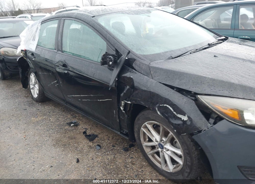 2018 FORD FOCUS SE VIN: 1FADP3K23JL315099