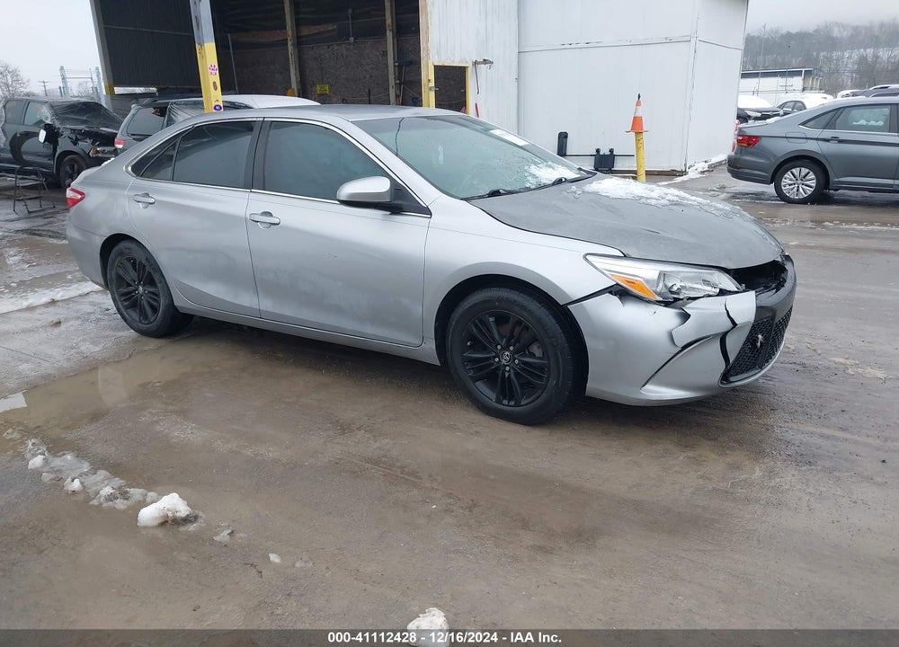 2017 TOYOTA CAMRY SE VIN: 4T1BF1FK5HU321716