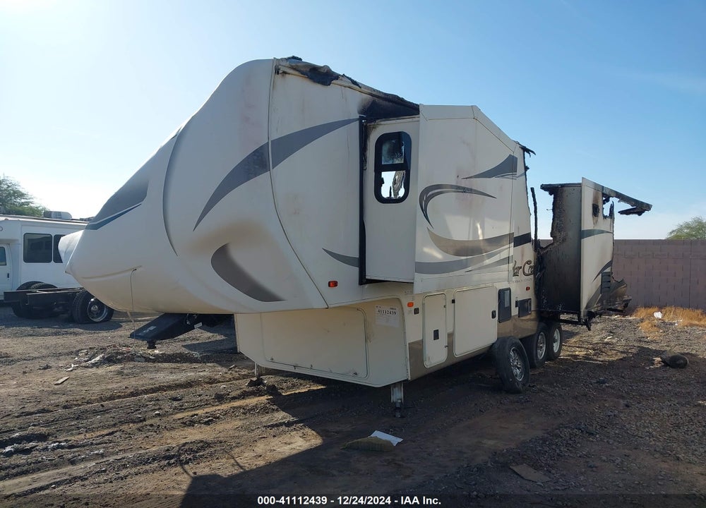 2018 FOREST RVR SILVERBACK VIN: 4X4F0RE23J5218840