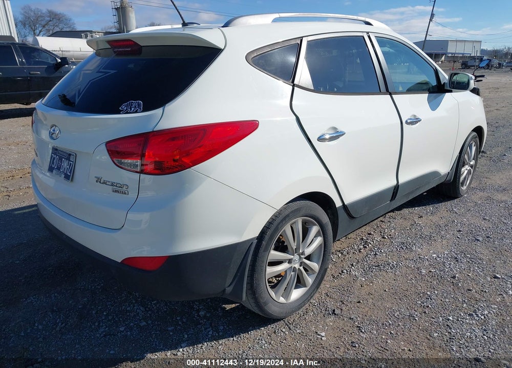 2010 HYUNDAI TUCSON LIMITED VIN: KM8JU3AC0AU074947