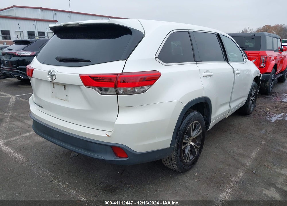 2017 TOYOTA HIGHLANDER LE VIN: 5TDZZRFH9HS209454
